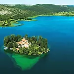 Krka Fairytale Little Castle ラグジュアリーテント *