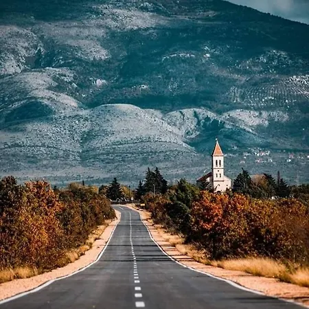 Lyxtält Krka Fairytale Little Castle *