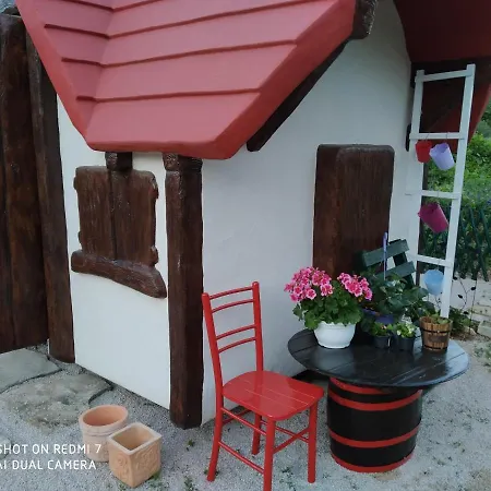 Krka Fairytale Little Castle Lyxtält