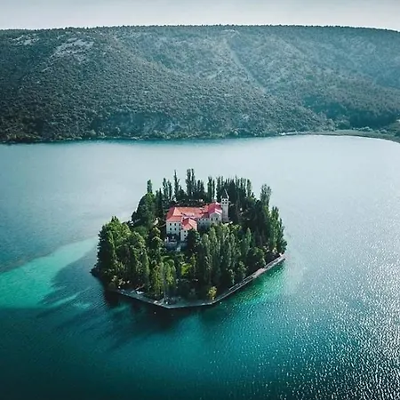 Krka Fairytale Little Castle Lyxtält Skradin