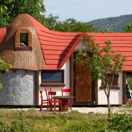 Luksustelt Krka Fairytale Little Castle