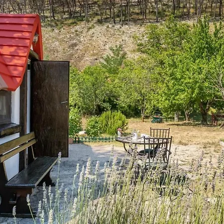 Luksusowy namiot Krka Fairytale Little Castle Skradin