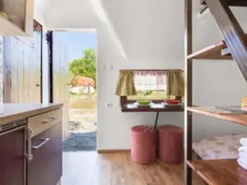 Lüks kamp alanı Krka Fairytale Little Castle