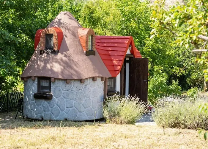 Krka Fairytale Little Castle Skradin