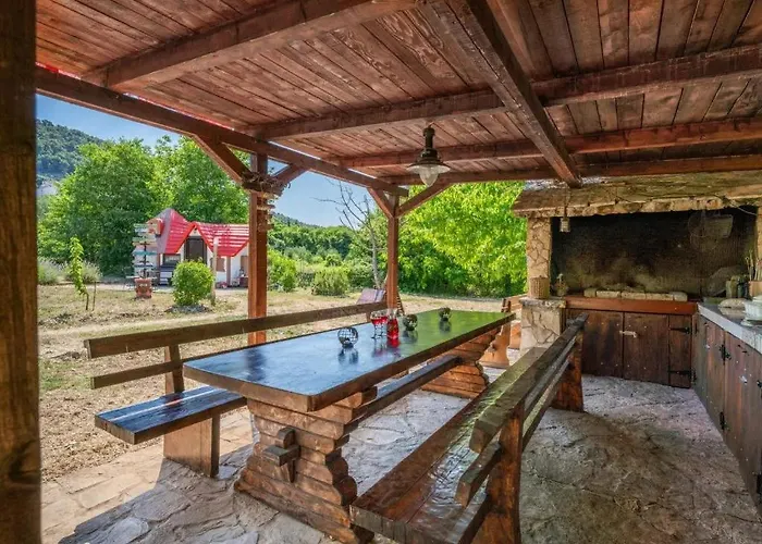 Luksusowy namiot Krka Fairytale Little Castle