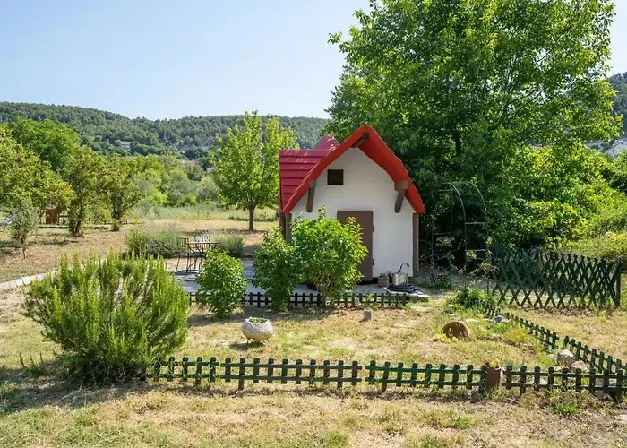 Luksusowy namiot Krka Fairytale Little Castle Skradin